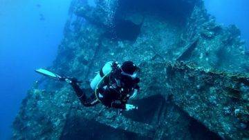 Top 10 Most MYSTERIOUS Underwater Discoveries!