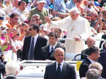 Top 15 Things About The Pope You Didn’t Know!