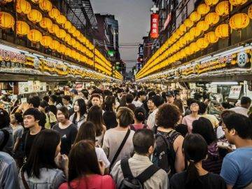 Top 10 Most Densely Populated Places In The World!