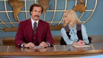 Top 10 Funniest Movie Kisses That You Can’t Forget!