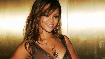 Top 9 Tragic Details About Rihanna Exposed!