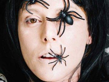 Top 9 Creepiest Creatures That Can Actually Enter Your Body!